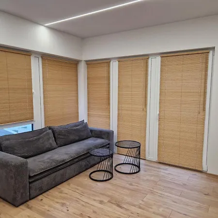 Daire Sunlit Loft- Prime Views *