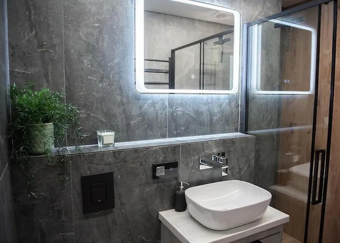 Sunlit Loft- Prime Views Daire Vilnius